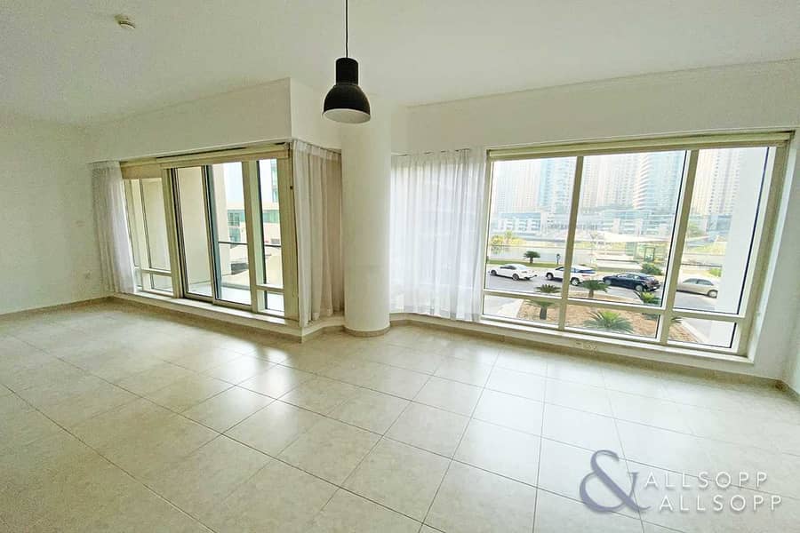9 3 Bath | 2 Bed | EMAAR | Available Now
