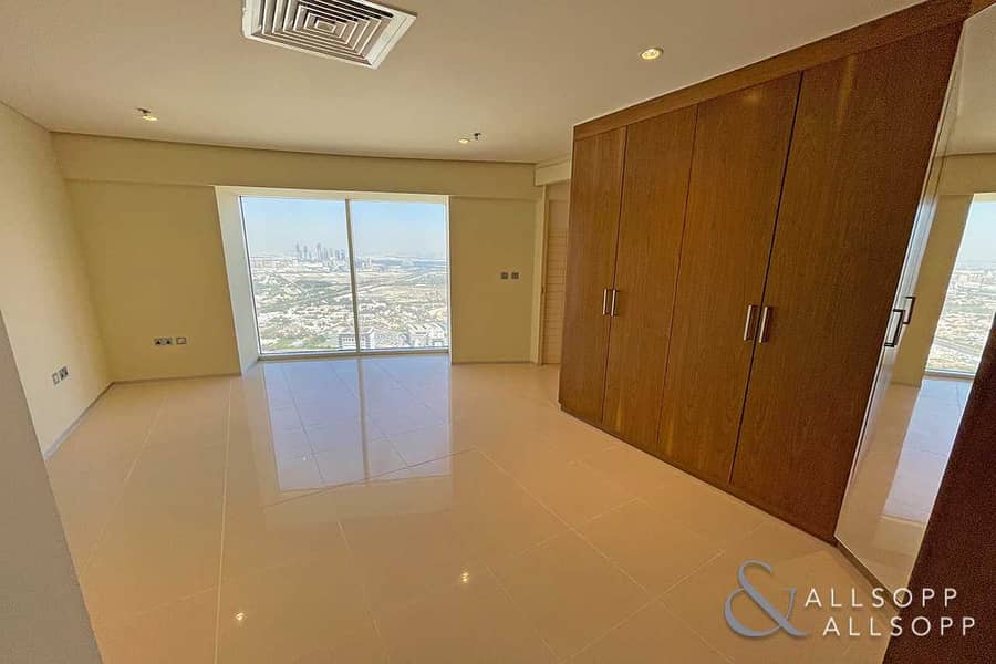 14 Two Bed Duplex | City Views | 45 Days Free