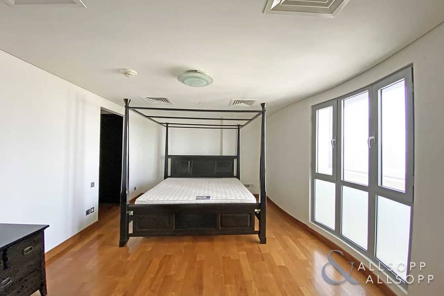 8 1 Bedroom Apartment | Duplex | Sky Gardens
