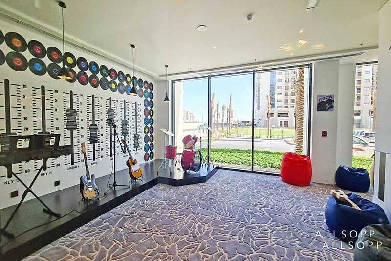 4 Same Floor as Gym and Pool | 1 Bedroom