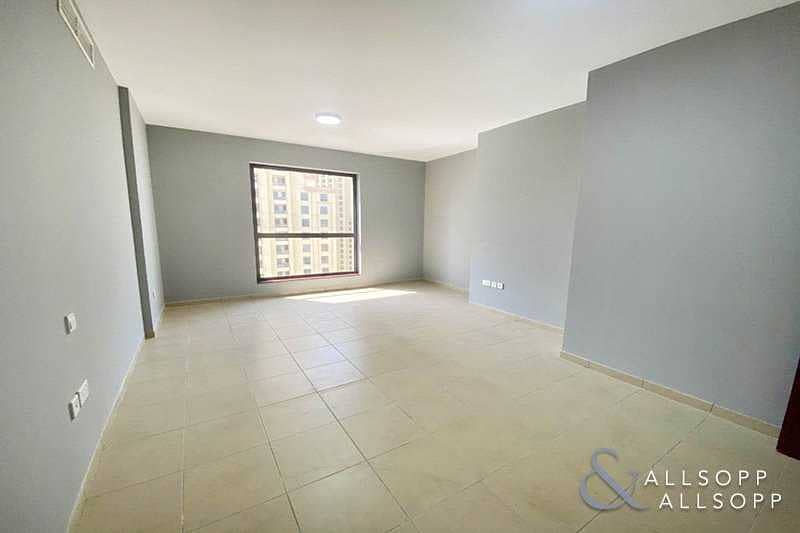 10 Available now | 3 Bedrooms | Unfurnished