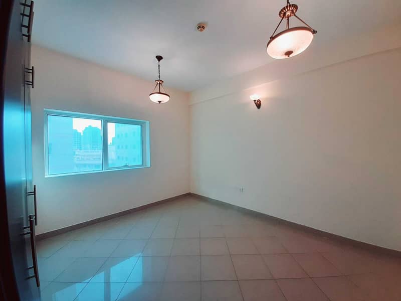 8 2 Bedroom With Balcony Wardrobe Central Gas Pool Gym Parking Rent 36k