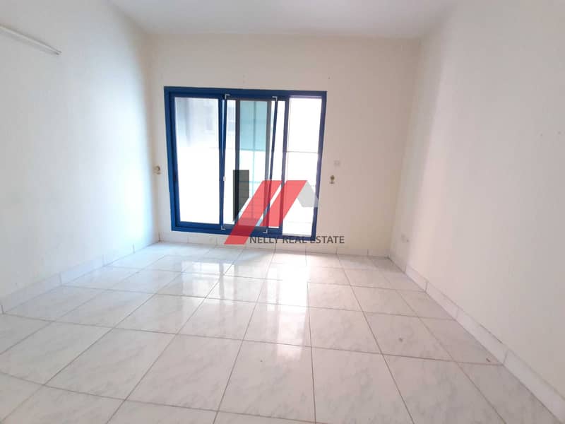6 1600 sqft chillr free  1 month free specious  2 bhk balcony wardrobe with all facilities