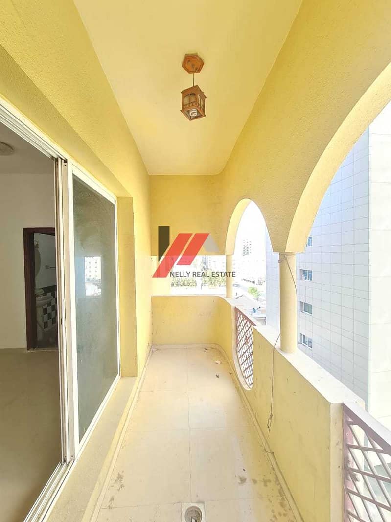 1500 sqft 1 month free specious 2 bhk balcony wardrobe with all facilities 38k