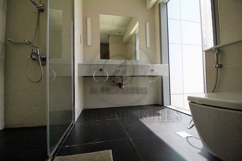 6 Corner Studio with Kitchen Appliances in DIFC