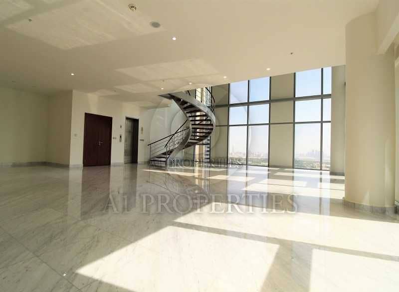 13 Amazing 4BR Penthouse with Panoramic View