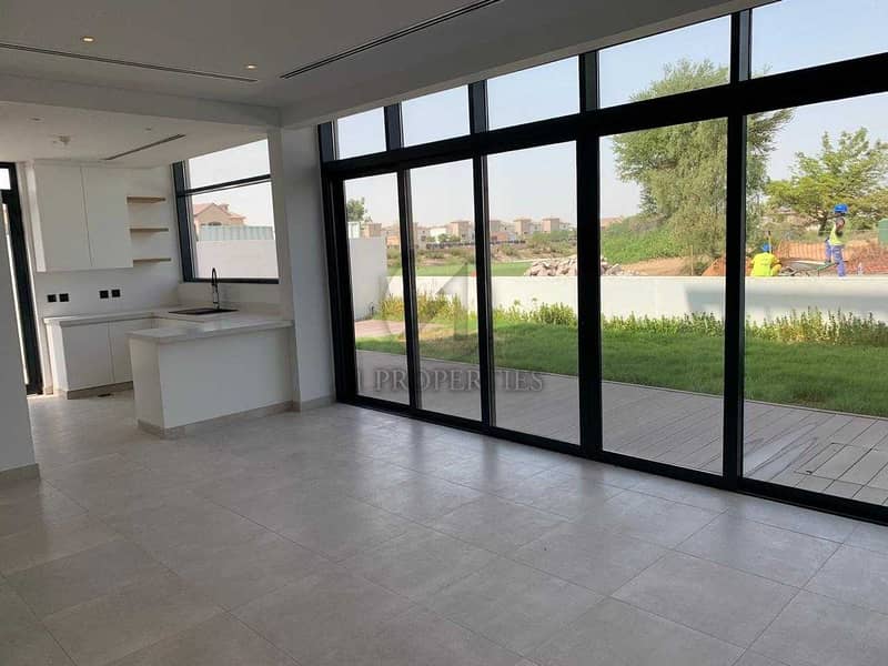 11 Contemporary 4 Bedrooms Golf Course View  For Sale
