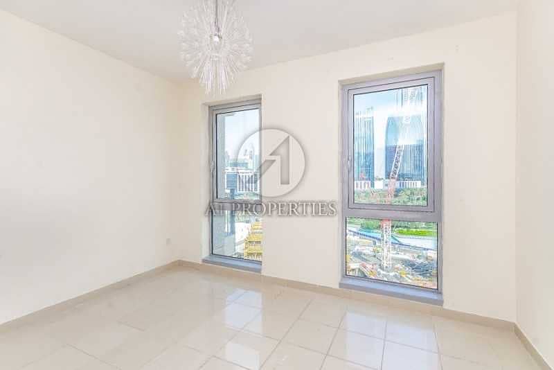 3 Large Layout 1 Bedroom Plus Study Community View