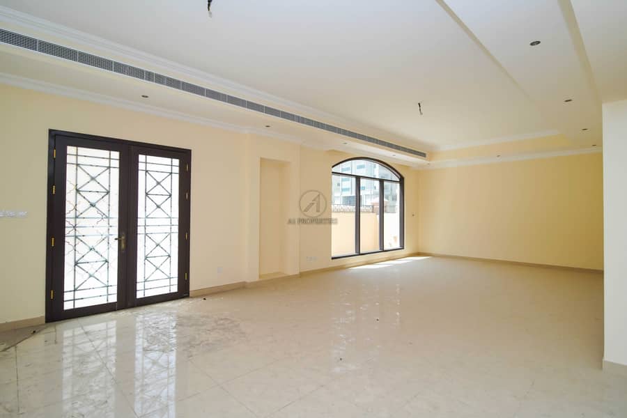 3 Close to MOE | 6 Bedrooms |Balcony & Maids Room