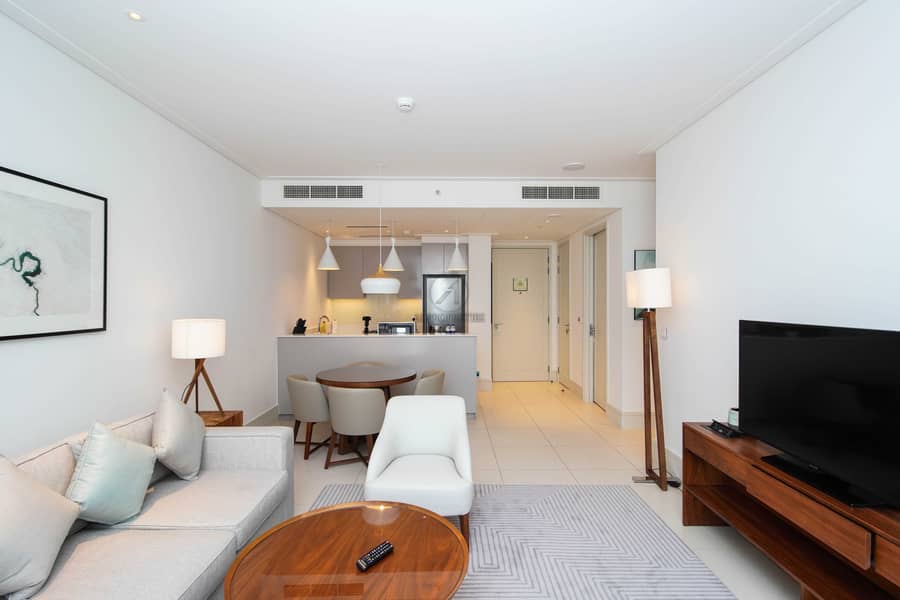 3 Motivated Seller| Serviced Apartment| Canal View