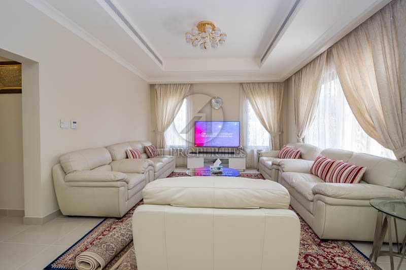 32 Spacious 6 Bedroom Villa | Park View | Rasha