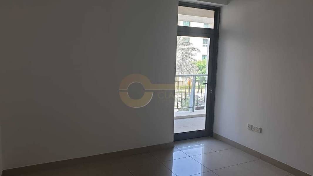 3 Arno Tower A | 1BR with Balcony | Multiple cheques