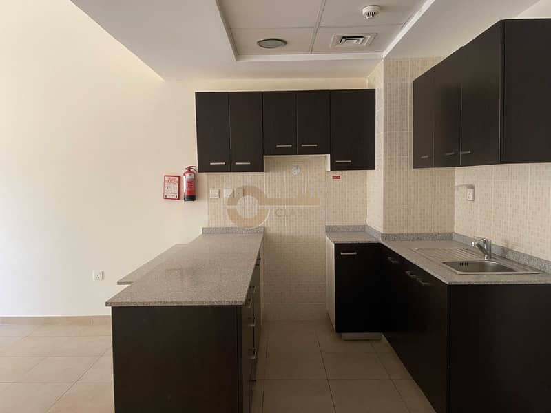 7 Hot deal| 1bed open kitchen with storage|For rent