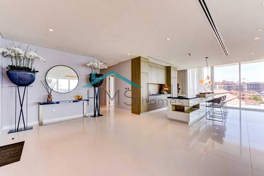 15 High Floor Penthouse with Incredible 360 Views