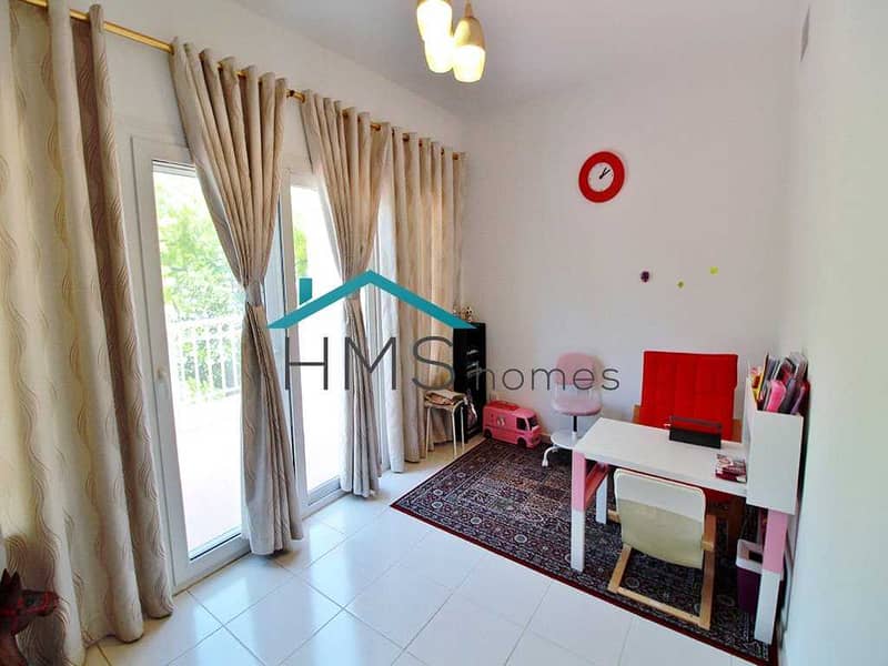 5 Prime Location |  Backing Park & Pool | 3 Bed + Maids + Study