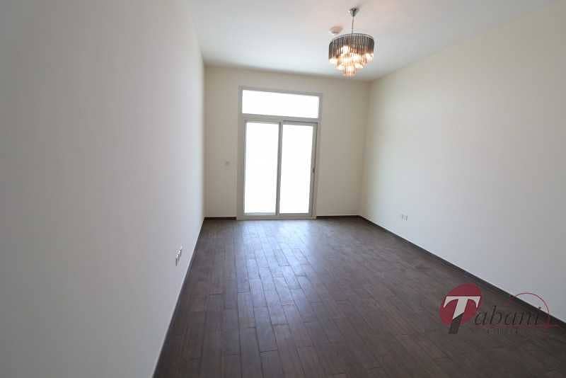 7 Well Maintained/Spacious Layout/2 Parking