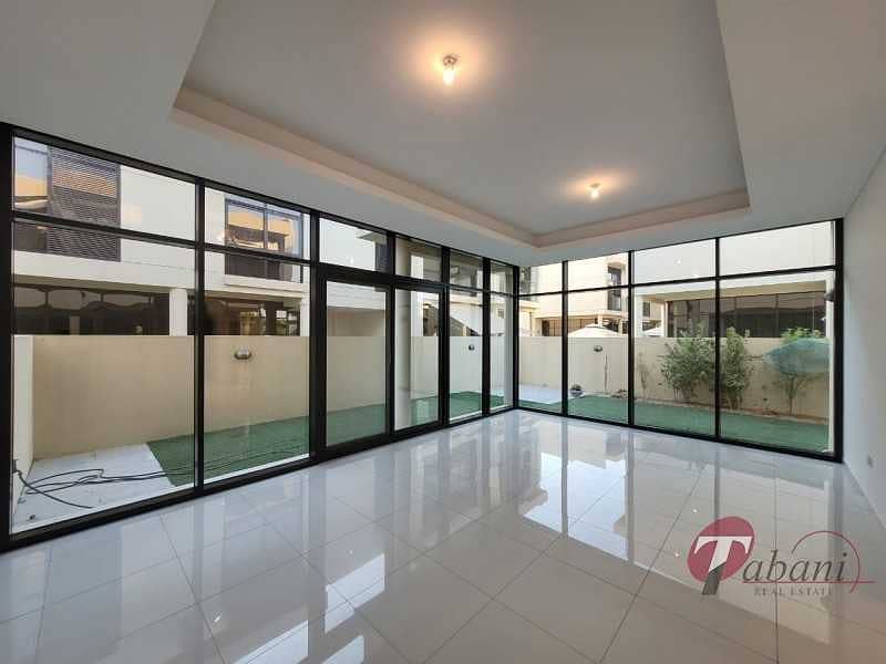 End Unit| THM 3+ Maid Townhouse| Well Maintained End Unit| THM 3+ Maid Townhouse| Well Maintained