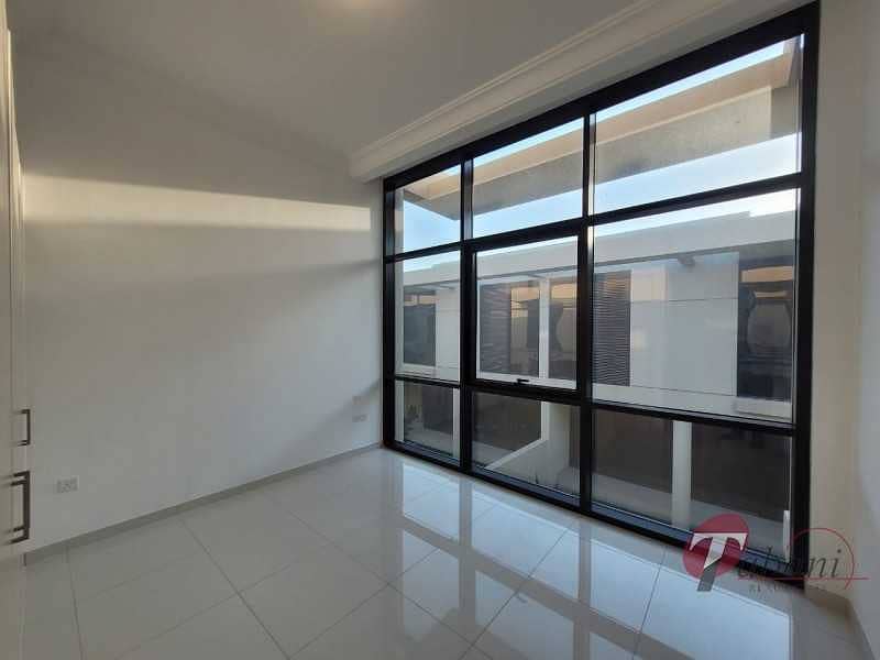 4 End Unit| THM 3+ Maid Townhouse| Well Maintained