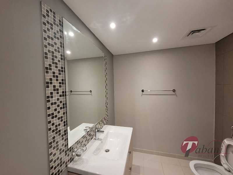 14 End Unit| THM 3+ Maid Townhouse| Well Maintained