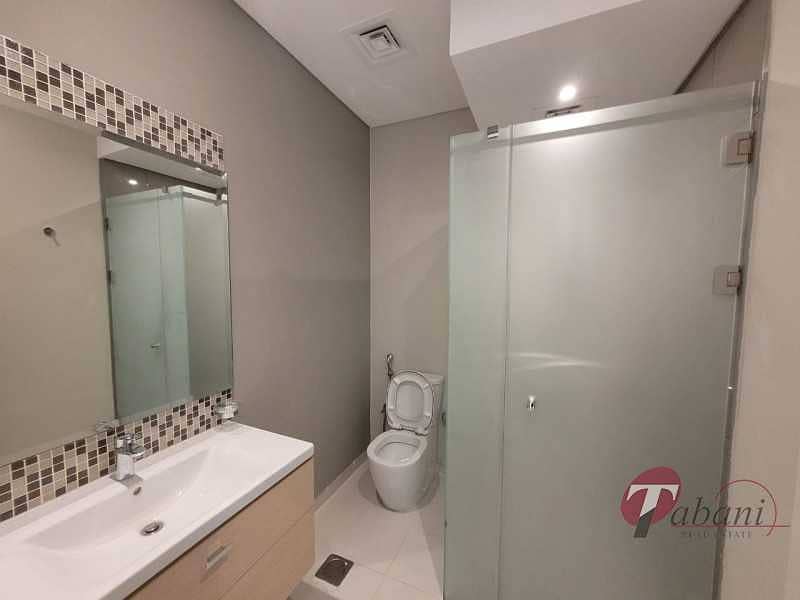 16 End Unit| THM 3+ Maid Townhouse| Well Maintained