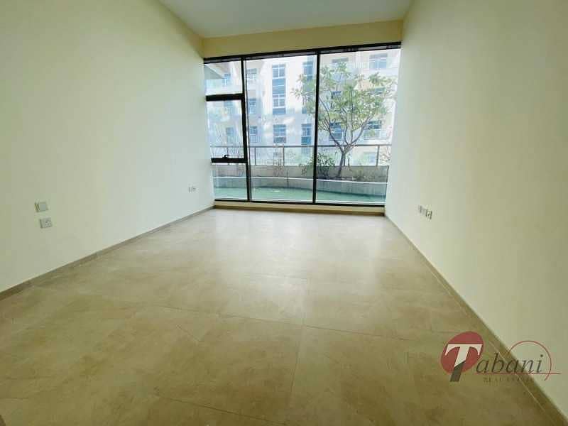 6 Spacious Layout Luxury En-Suite Terrace