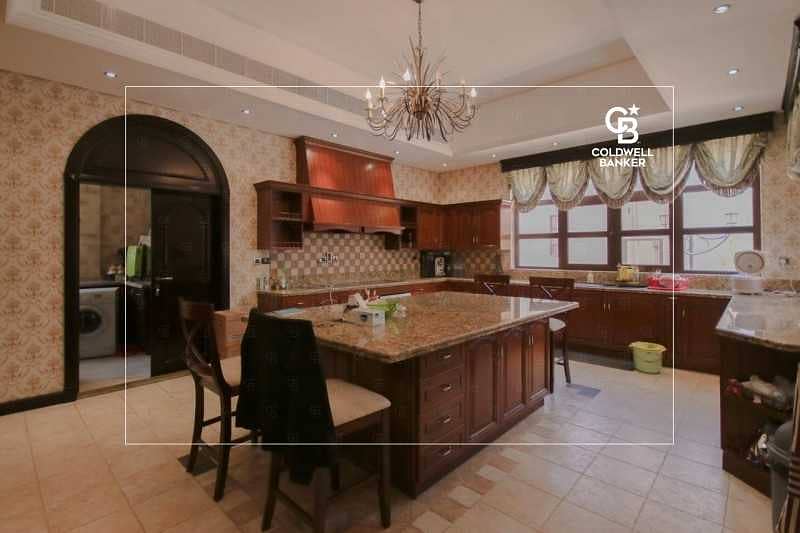 13 High Quality 5 Bedroom | Swimming pool | Large Garden
