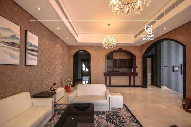 21 High Quality 5 Bedroom | Swimming pool | Large Garden