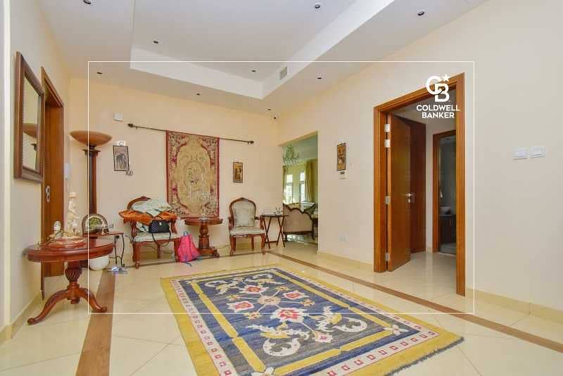 3 Huge plot | Beautiful Independent villa in Rahat