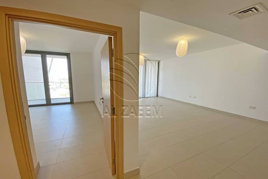 3 Investment Apartment! Balcony | Close To The Beach
