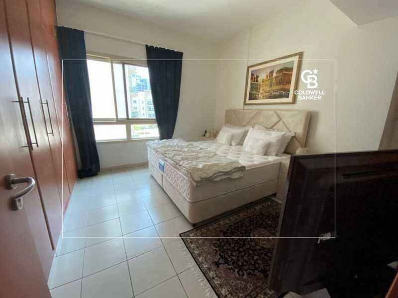 4 POOL VIEW | Beautiful 1 BR Apartment | The Greens | Emirates Living