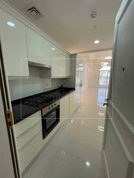 14 LUXURIOUS STUDIO FULLY FITTED KITCHEN VINCITORE