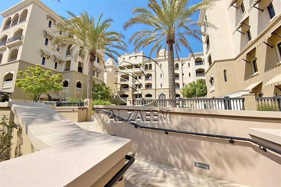 High End Community! Lovely Apartment with Huge Terrace