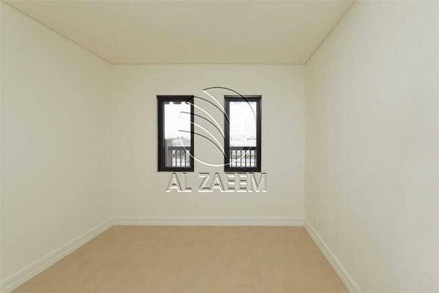 4 High End Community! Lovely Apartment with Huge Terrace