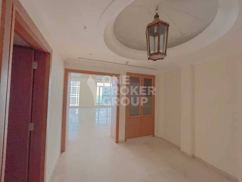 13 Full Lake View I High Floor I 5 BED Penthouse