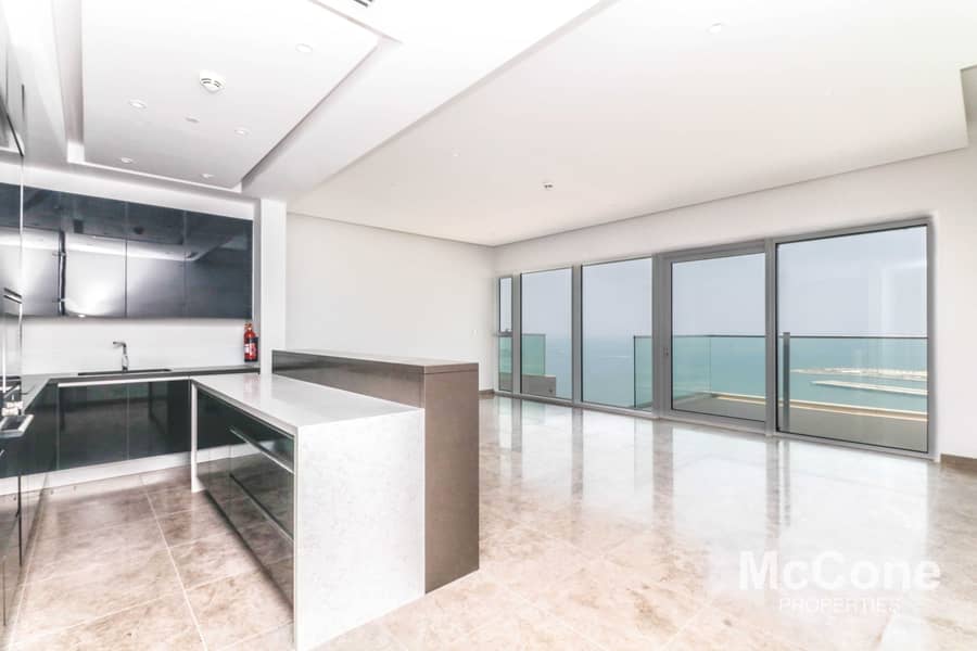 6 Immaculate Sea Views | Vacant | Motivated Seller