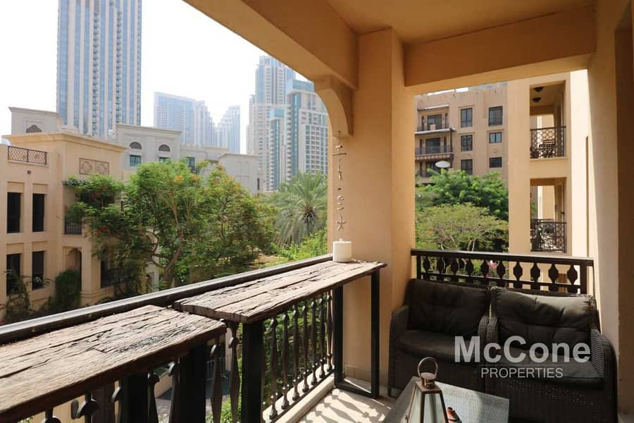 7 Stunning Fully-Upgraded & Furnished Apartment