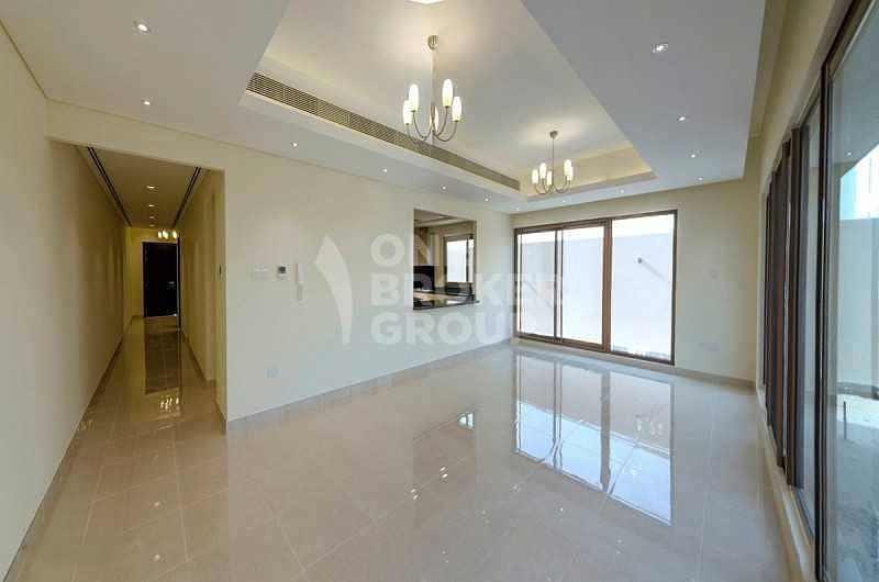 10 Luxury 4 BR+Maids| Fully Fitted Kitchen | Mid Unit