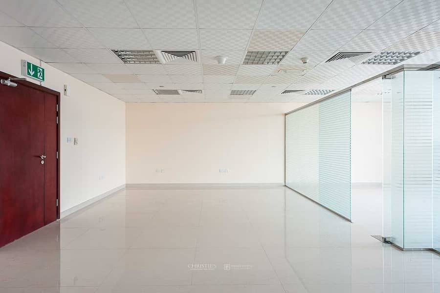 2 Fully Furnished Office with Lake view|Fitted Office