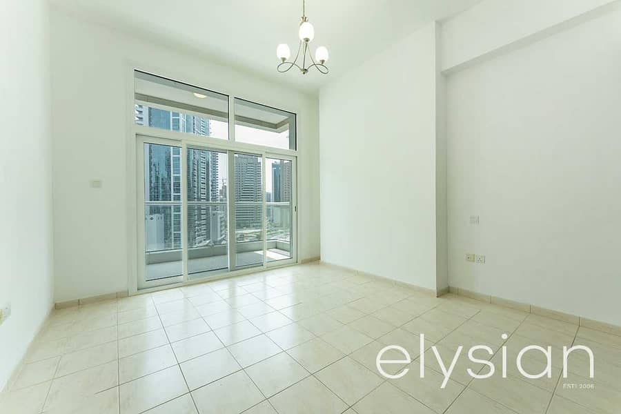 2 Immaculate 2 Bed | Spacious | Sunlit Rooms