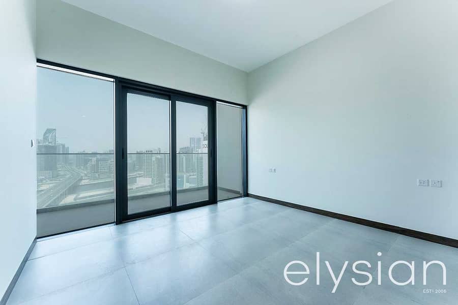 6 Stunning Spacious 1 Bed | Burj Khalifa View