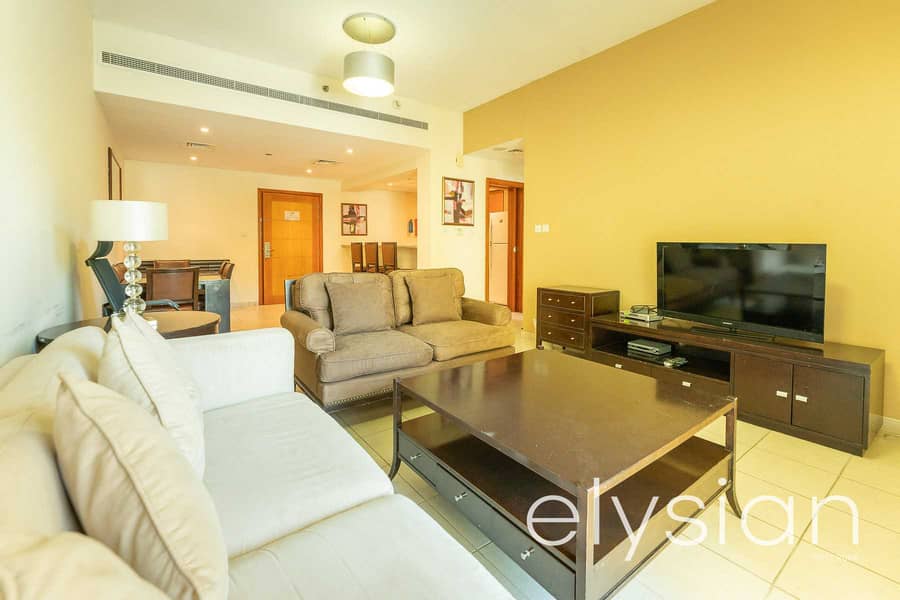 Furnished Luxurious 1 Bedroom | The Greens