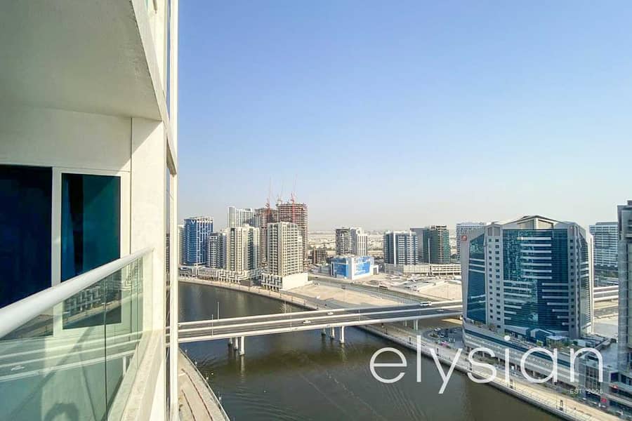 13 Fully Furnished | 1 Bed | Stunning Balcony