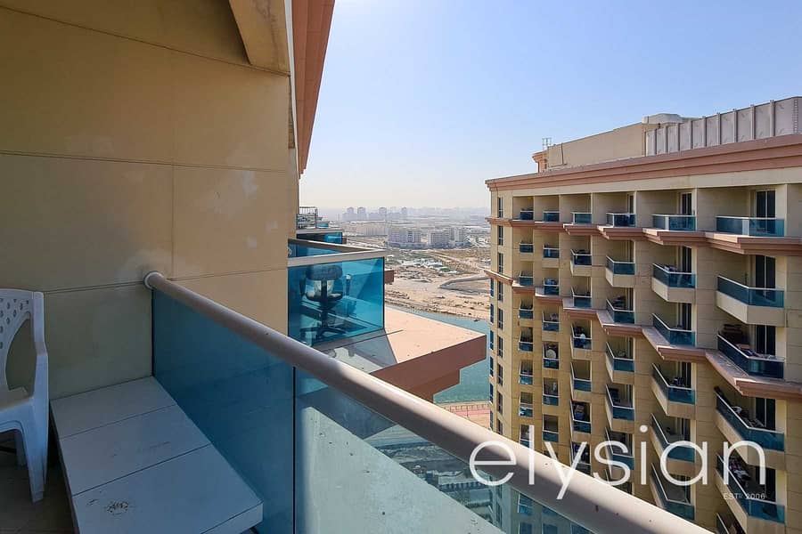 10 Investor Deal | High Floor | With Parking | Amazing View