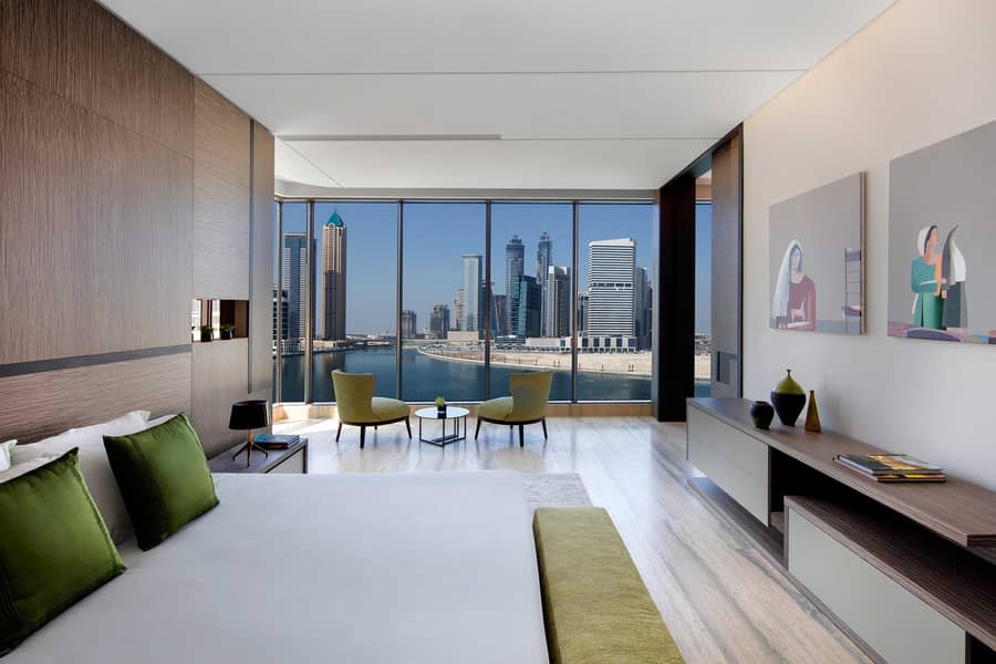 10 Only 3 Left! Luxury 3BR on Dubai Canal