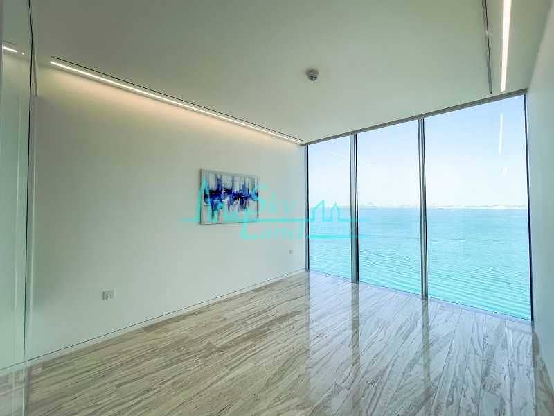 13 Miami Living|2-BR| Palm Jumeirah|Full Sea View|Niche Property