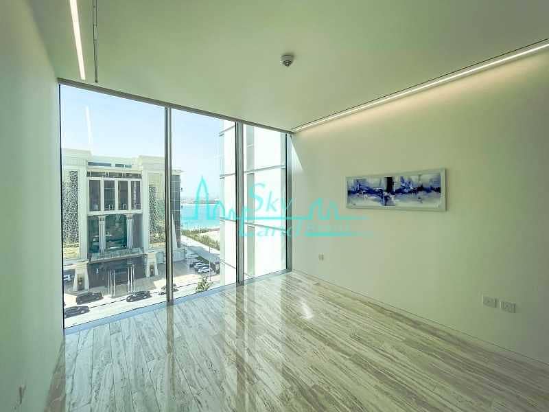 15 Miami Living|2-BR| Palm Jumeirah|Full Sea View|Niche Property