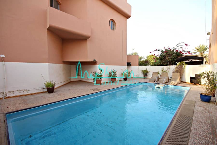 Very bright 3 Bed+M|Private Garden|Shared Pool