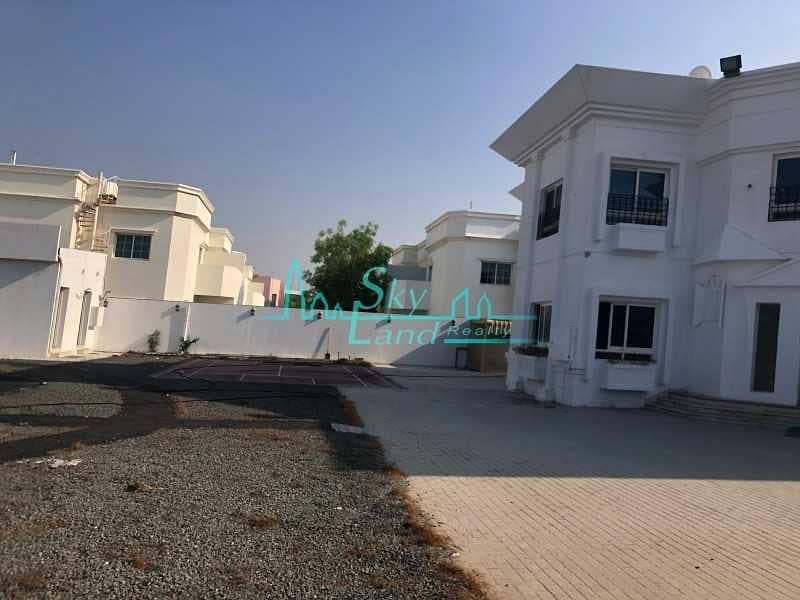 4 Commercial Villa with F&B Permit | Good for DriveThru | Main Road