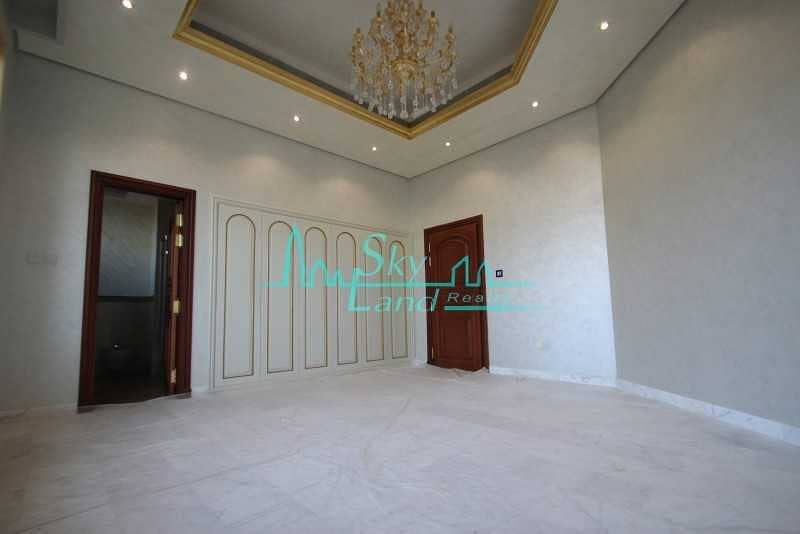8 Beautiful 8 Bedroom | Big Basement | Arabic Style
