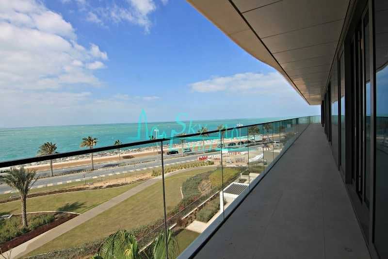 7 Luxurious 3 Bed Apartment with Stunning Sea Views